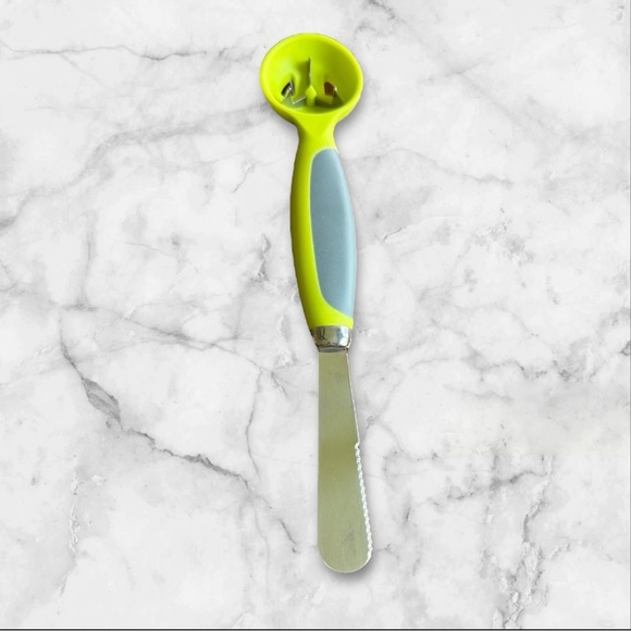 Pampered Chef Avocado Tool - Picture 3 of 4